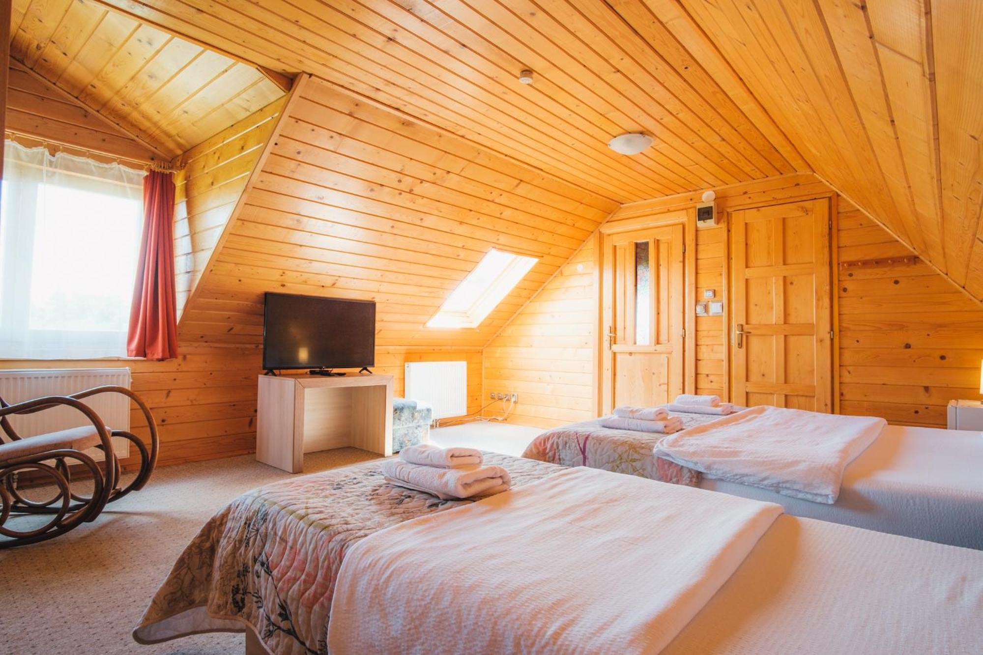 Casa De Vacanta Roua Diminetii 贝克良 外观 照片