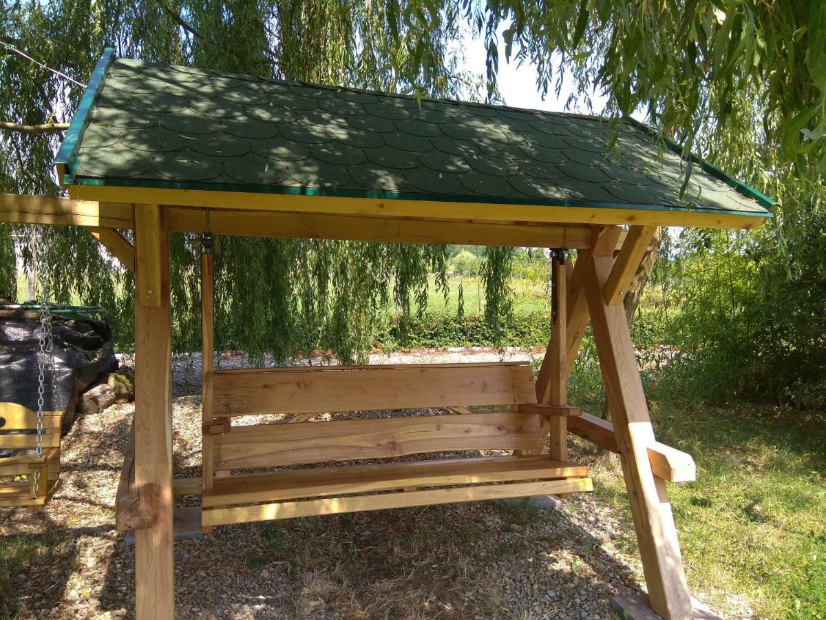 Casa De Vacanta Roua Diminetii 贝克良 外观 照片